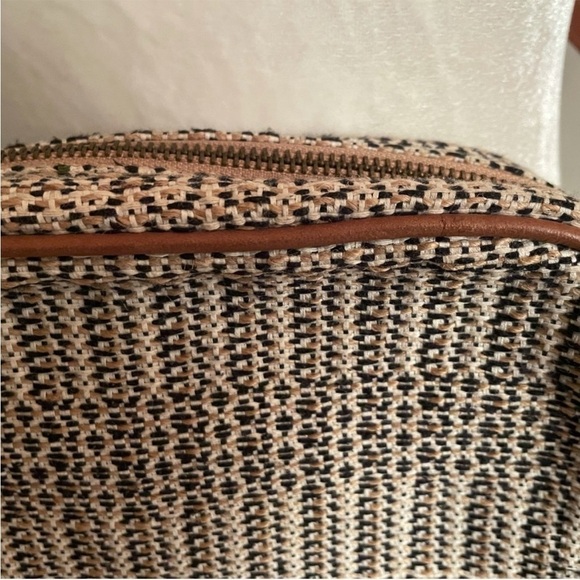 Cross body Bo Ho  purse - Picture 2 of 5